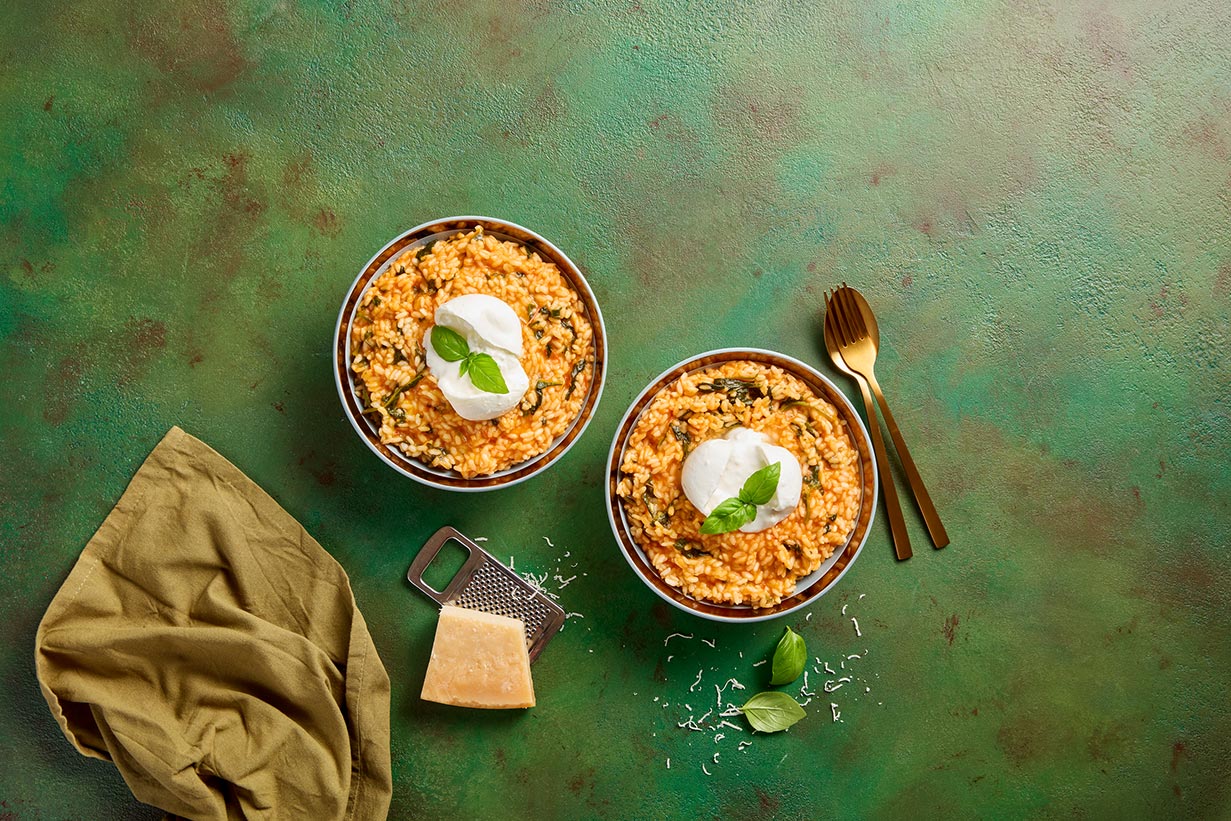 Risotto de tomate e espinafres