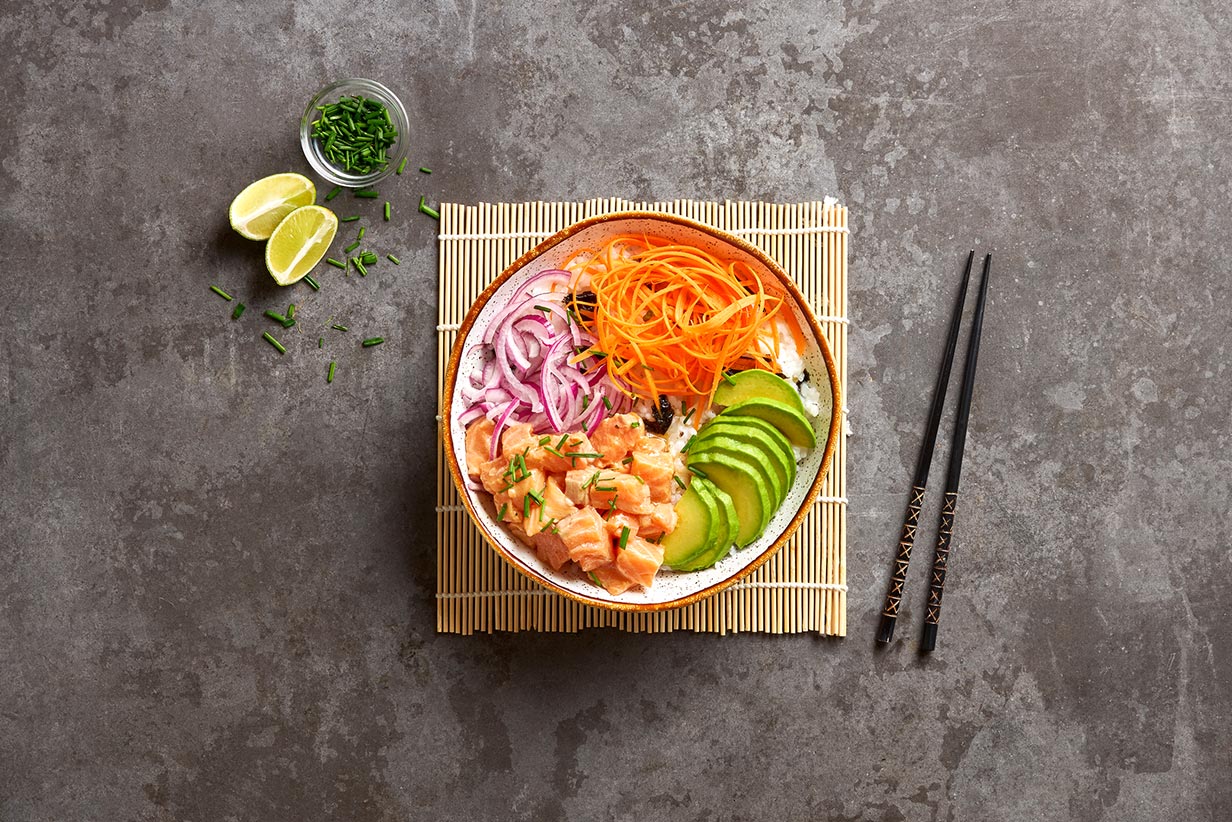 Poké bowl de salmão