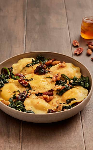 Raviolis Com Frutos Secos, espinafres e Rúcula