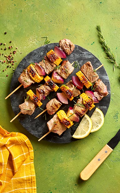 Espetadas de novilho e maçaroca