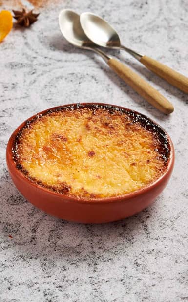 Arroz doce caramelizado com especiarias doces